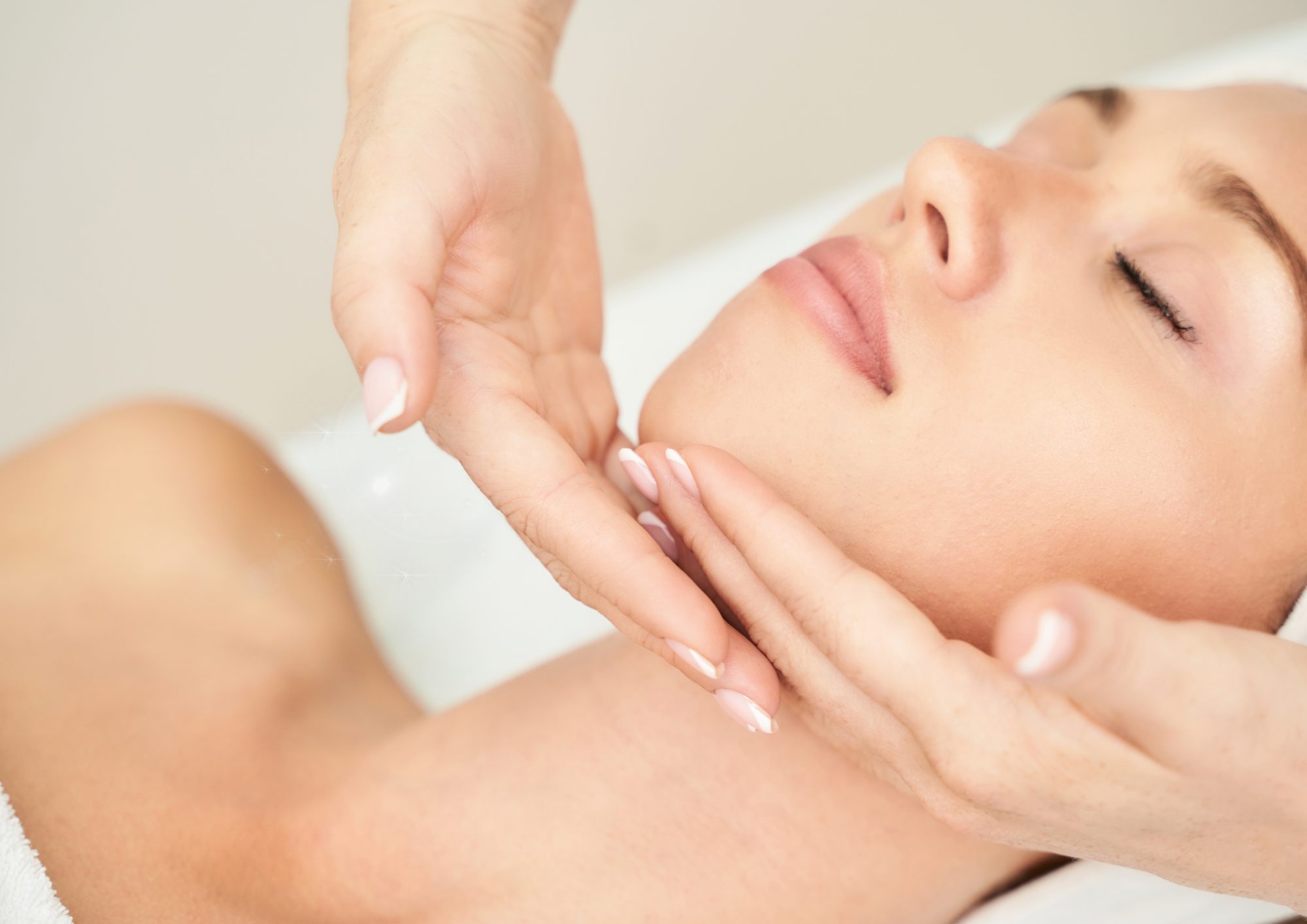 massage_formation_academie_ecole_privee_mons_facial_kobido_lifting_visage_detente_bien_etre